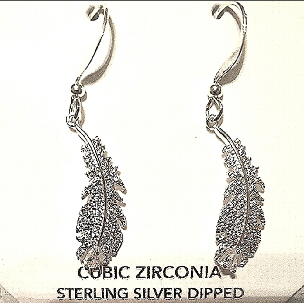NEW  Crystal Rhinestone Feather Leaf  Earrings Brand NWT